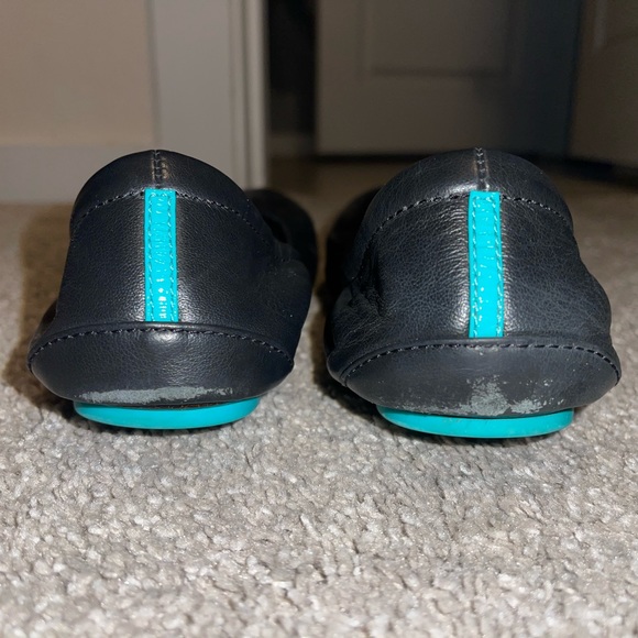 Tieks matte black ballet flats size 8 - Picture 4 of 9